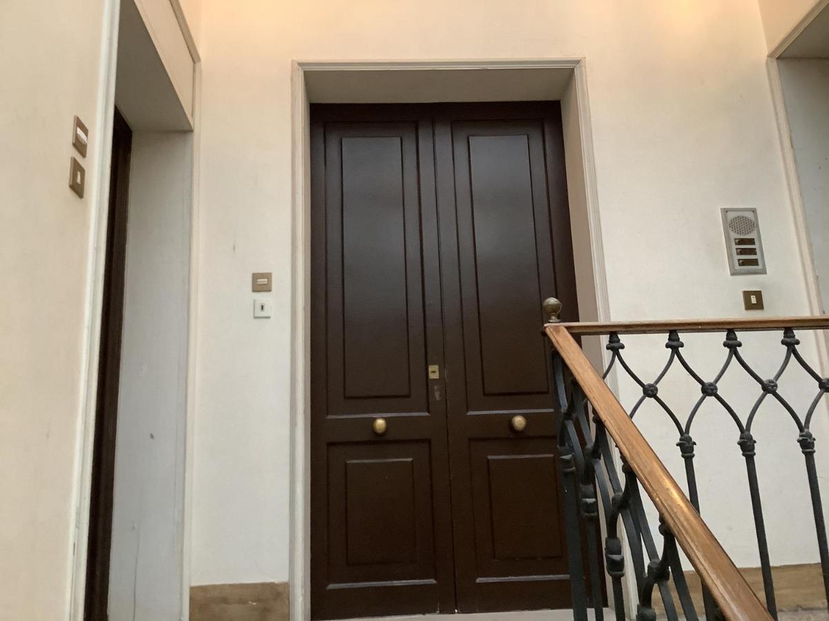 Super Central 1 Bedroom Apartment Венеція Екстер'єр фото