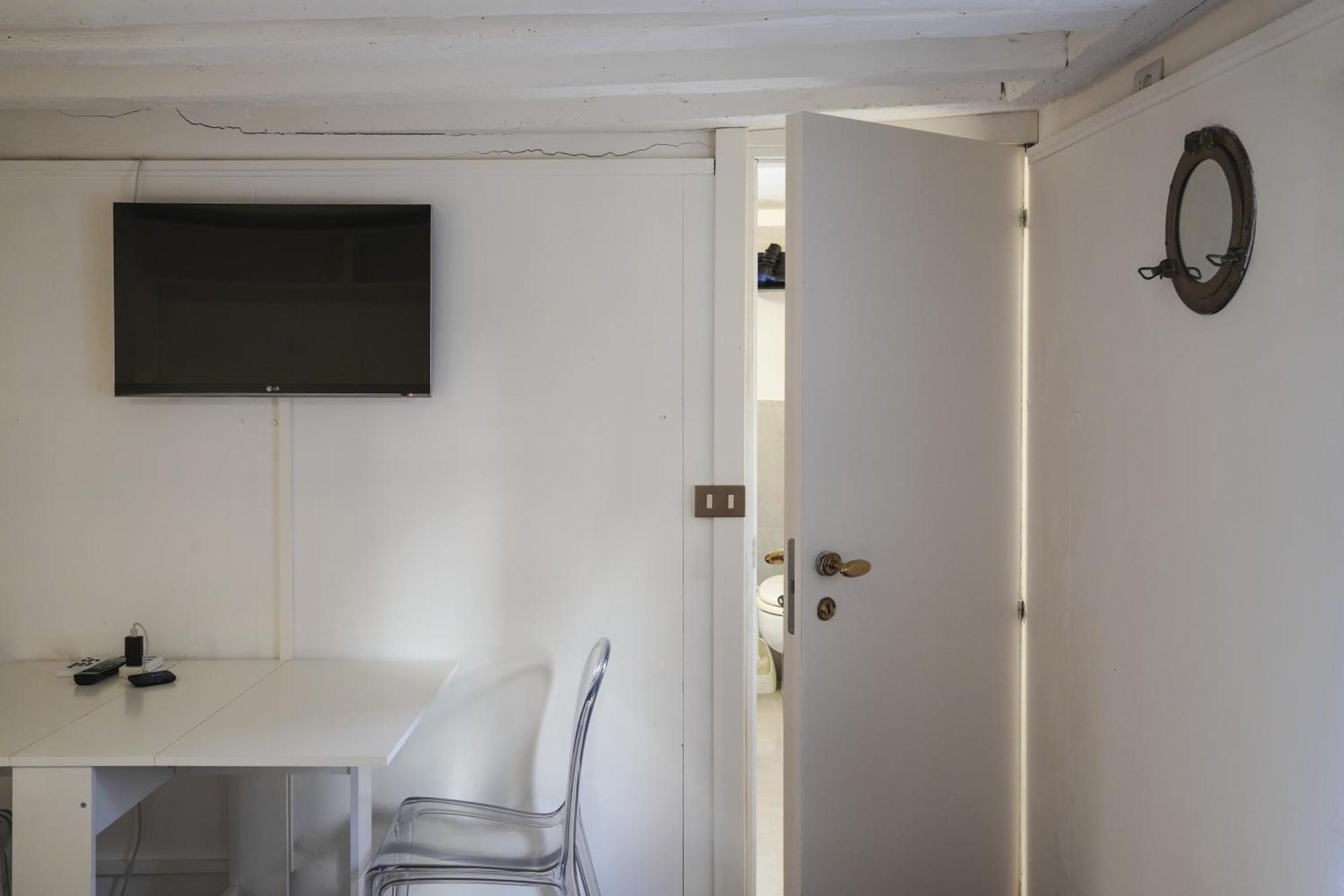 Super Central 1 Bedroom Apartment Венеція Екстер'єр фото